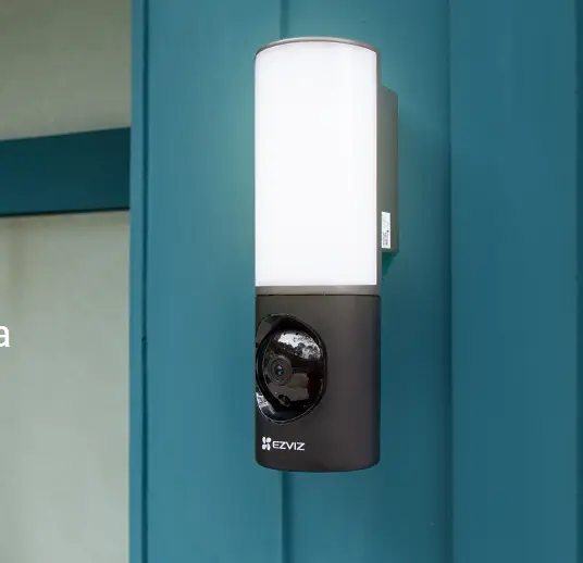 EZVIZ LC3 SMART SECURITY LIGHT CAMERA 智能壁燈攝錄機 (2K)